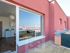 Pronájem bytu 1+kk, Praha - Černý Most, Rudolfa Holeky, 38 m2