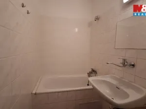 Prodej bytu 1+kk, Rožnov pod Radhoštěm, Lesní, 16 m2