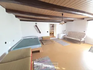 Prodej chalupy, Býkov-Láryšov - Láryšov, 200 m2