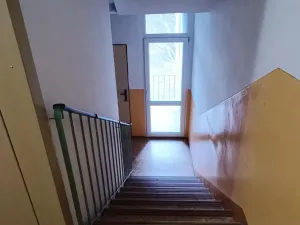 Pronájem bytu 1+1, Děčín - Děčín III-Staré Město, Jezdecká, 36 m2