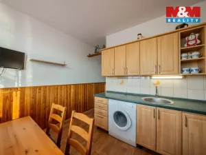 Prodej bytu 2+1, Uherčice, 62 m2