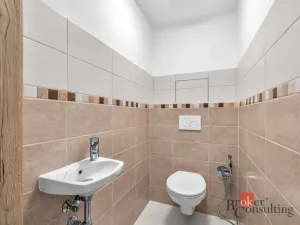 Pronájem bytu 2+kk, Hradec Králové - Třebeš, Pod Svahem, 64 m2