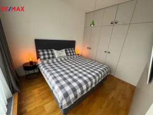 Prodej bytu 4+kk, Praha - Libeň, Zenklova, 118 m2