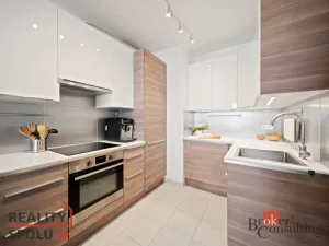 Prodej bytu 3+kk, Praha - Uhříněves, U uhříněveské obory, 76 m2