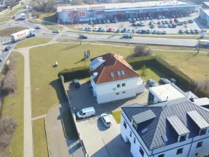 Pronájem kanceláře, Praha - Kunratice, Vídeňská, 390 m2
