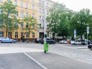 Prodej obchodního prostoru, Praha - Žižkov, Žižkovo náměstí, 113 m2