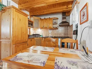 Prodej apartmánu, Štítary, 665 m2