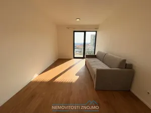 Pronájem bytu 2+kk, Znojmo, Kotkova, 53 m2