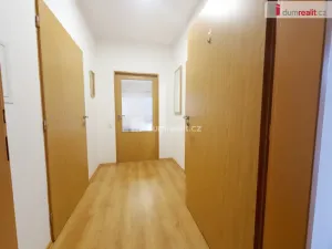 Pronájem bytu 1+kk, Úholičky, Roztocká, 37 m2