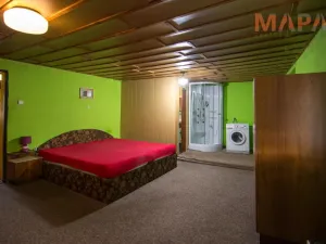 Prodej rodinného domu, Březno - Střezov, 200 m2