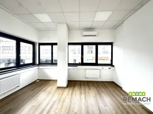 Pronájem kanceláře, Kunovice, Na Záhonech, 500 m2