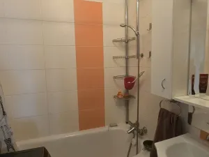 Prodej bytu 4+kk, Praha, Hrusická, 75 m2