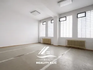 Prodej komerční nemovitosti, Kopřivnice, Obránců míru, 1402 m2