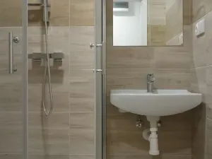 Pronájem bytu 1+1, Ostrava, Vršovců, 28 m2