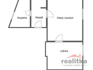 Pronájem bytu 2+kk, Opava - Předměstí, Komárovská, 33 m2