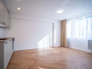 Pronájem bytu 2+kk, Vlašim, Komenského, 38 m2