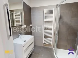 Pronájem bytu 2+kk, Zlín, Hřebíčkova, 42 m2