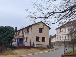 Prodej rodinného domu, Svojšín, 230 m2