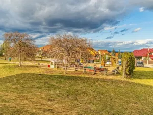 Prodej bytu 1+kk, Holubice - Kozinec, Buková, 40 m2