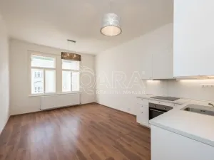 Pronájem bytu 2+kk, Praha, Chvalova, 51 m2