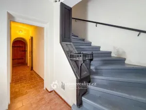 Prodej obchodního prostoru, Znojmo, Horní Česká, 300 m2