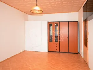 Pronájem bytu 1+1, Praha - Libuš, Na domovině, 38 m2