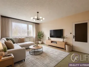 Prodej bytu 1+1, Hostinné, Sídliště, 37 m2