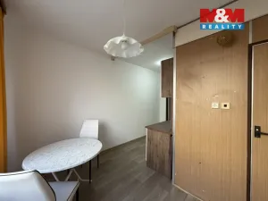 Pronájem bytu 1+1, Jirkov, Generála Svobody, 35 m2