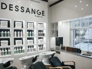 Pronájem obchodního prostoru, Praha - Karlín, 77 m2