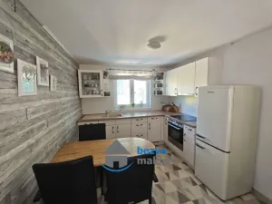 Prodej rodinného domu, Javorník, 195 m2