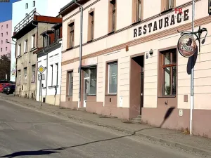 Pronájem obchodního prostoru, Benešov, Hráského, 80 m2