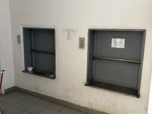 Pronájem restaurace, Praha - Uhříněves, Přátelství, 300 m2