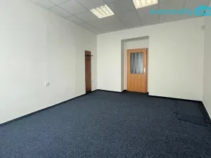 Pronájem kanceláře, Mariánské Lázně, třída Vítězství, 400 m2