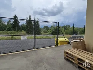 Pronájem výrobních prostor, Sokolov, Trocnovská, 876 m2