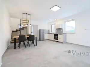 Pronájem bytu 3+kk, Horní Planá - Hůrka, 80 m2