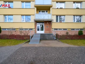 Prodej bytu 1+1, Trutnov - Horní Staré Město, Rozmarýnová, 32 m2