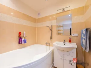 Prodej bytu 3+1, Hradec Králové - Nový Hradec Králové, třída Edvarda Beneše, 98 m2