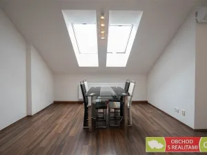 Pronájem bytu 2+kk, Přezletice, Pod Zahrady, 66 m2