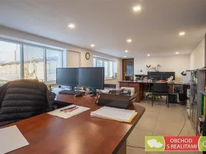 Pronájem výrobních prostor, Morašice, 2710 m2