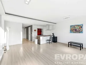 Pronájem bytu 2+kk, Praha, Zakšínská, 80 m2
