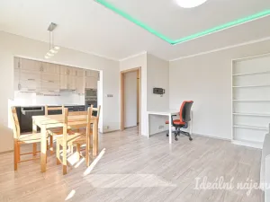 Pronájem bytu 3+1, Brno, Zikova, 74 m2