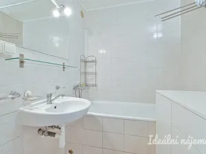 Pronájem bytu 3+1, Brno, Zikova, 74 m2