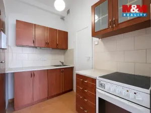 Pronájem bytu 1+kk, Praha - Vršovice, Ruská, 35 m2