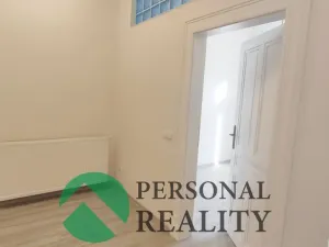 Pronájem bytu 3+kk, Praha - Karlín, Urxova, 67 m2