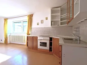 Pronájem bytu 2+kk, Benešov - Bedrč, 50 m2