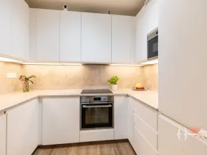 Prodej bytu 3+kk, Praha - Hloubětín, Laponská, 66 m2