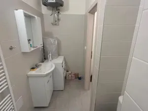 Pronájem bytu 1+kk, Praha - Smíchov, Zoubkova, 28 m2