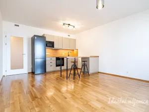 Pronájem bytu 2+kk, Praha - Vysočany, Fafkových, 54 m2