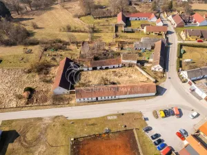 Prodej zemědělské usedlosti, Lišov - Horní Slověnice, 900 m2