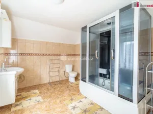 Prodej rodinného domu, Karlovice, 614 m2